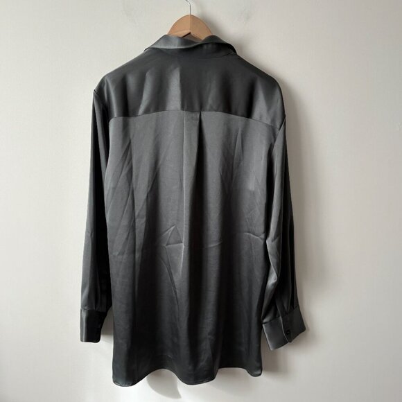 Aritzia Babaton Sable Satin Glossy Button Down Shirt Size Medium - Picture 4 of 7